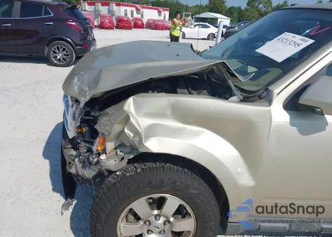 2011 Ford Escape Limited из США, поврежденный, VIN 1FMCU0E71BKB15149